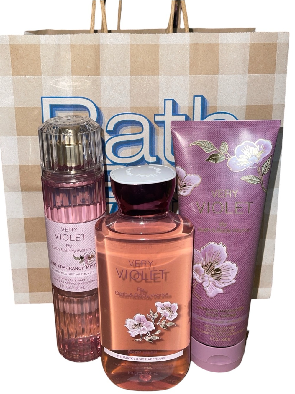 BATH & BODY WORKS VERY VIOLET 3 PIECE SET